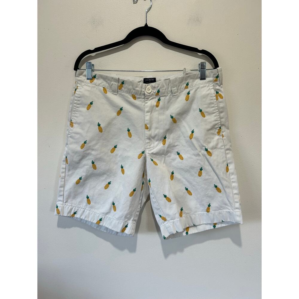J.Crew Gramercy shorts womens 33 pineapple embroidery chino stain on back